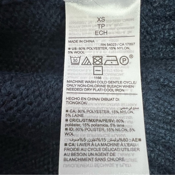 Old Navy Women’s Argyle Pullover Sweater Sz XS Multi Colors Long Sleeves 5% Wool - Picture 4 of 8